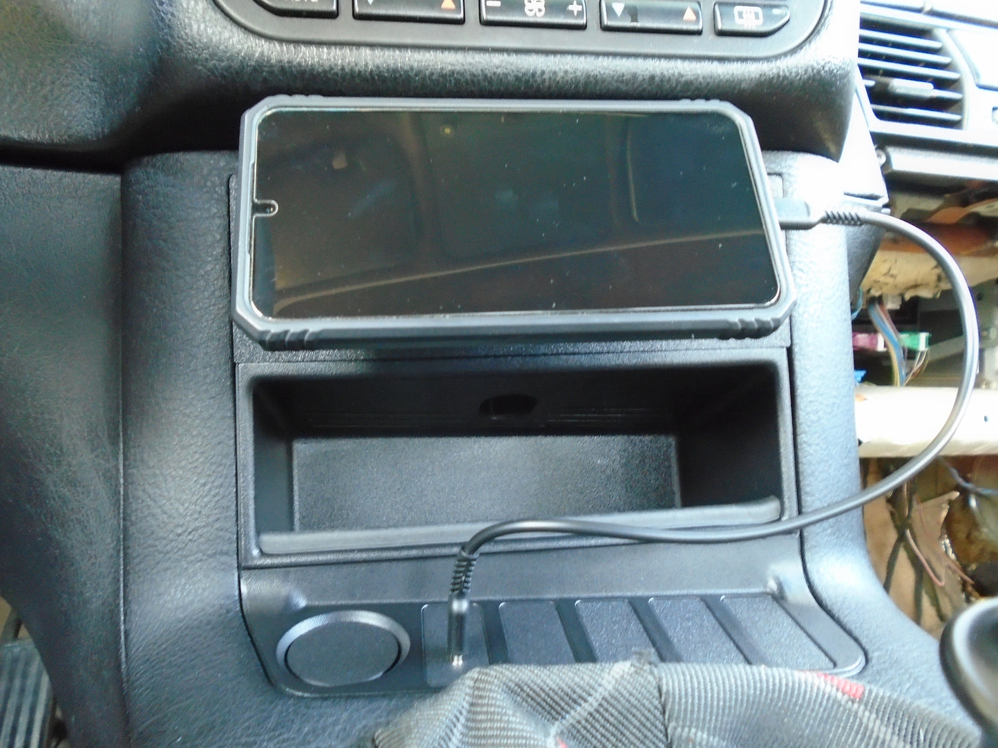 E36 Phone Mount (OBC Delete)